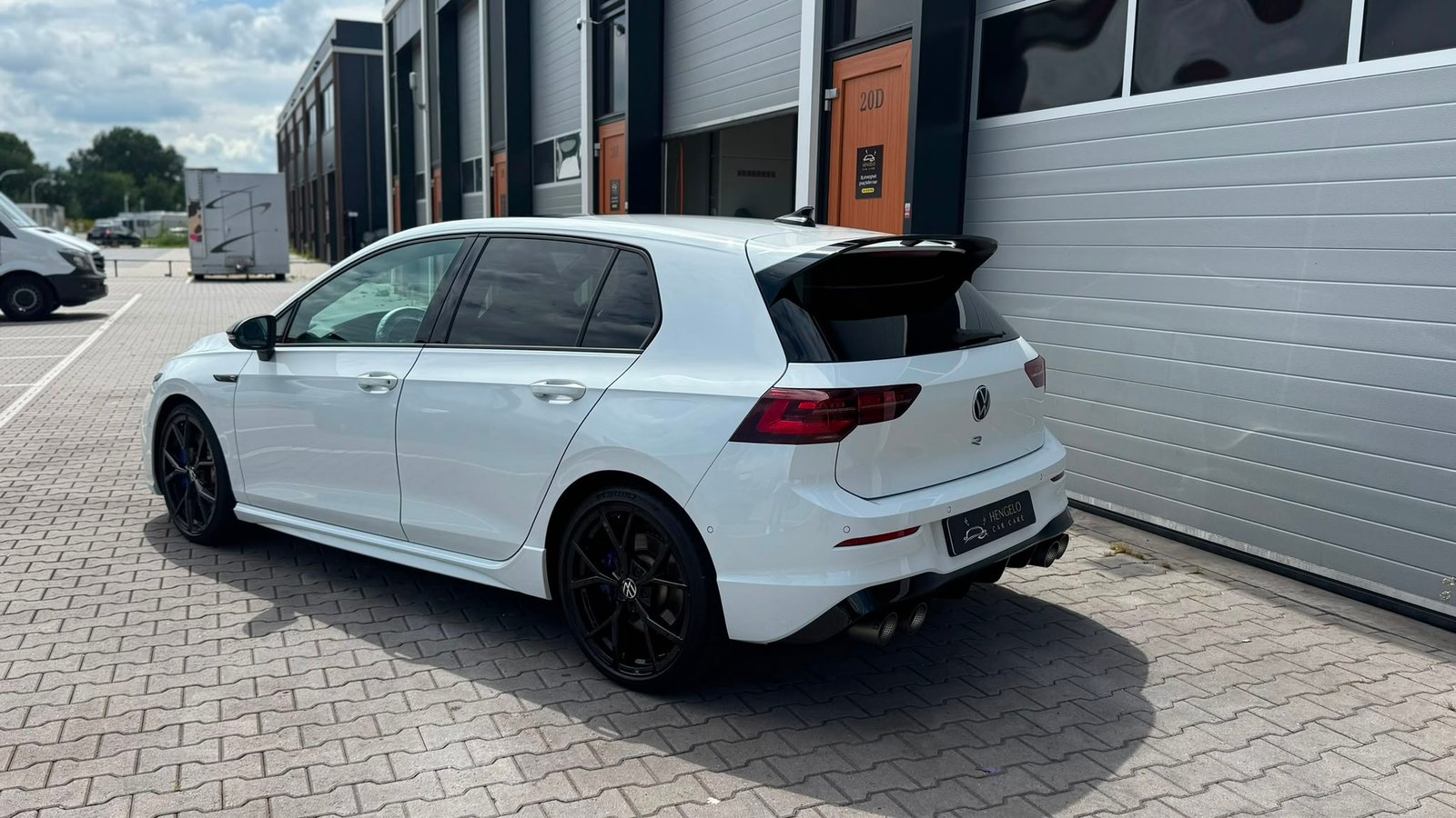 VW Golf 8R